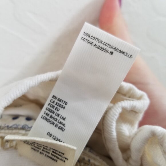 We The Free High Rise Denim Shorts Size M - Picture 4 of 4